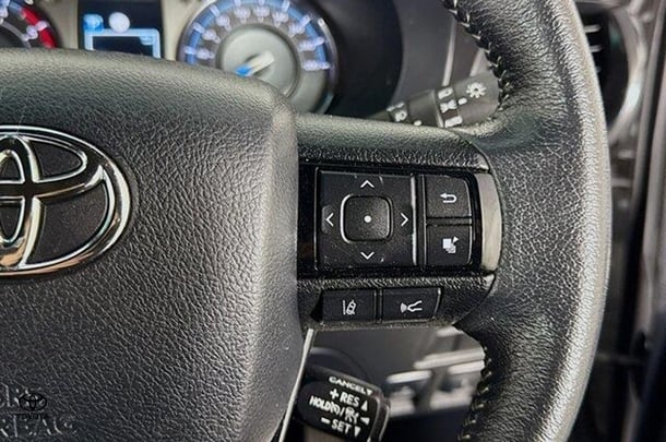 2020 Toyota Hilux Rogue image 19