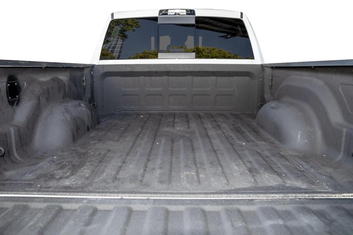 2024 RAM 2500 Laramie Auto 4x4 MY24 image 11