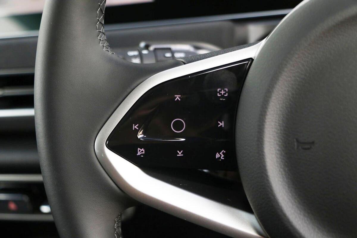 2025 GWM Ora Standard Range Auto image 18