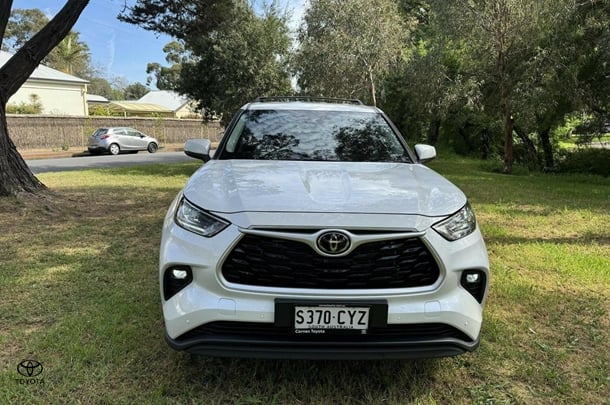 2023 Toyota Kluger GX AWD image 4