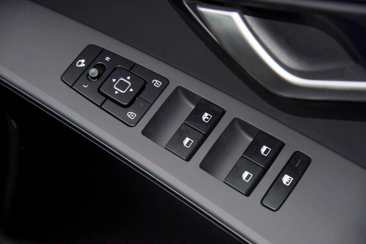 2024 Kia Niro EV S Auto 2WD MY25 image 17