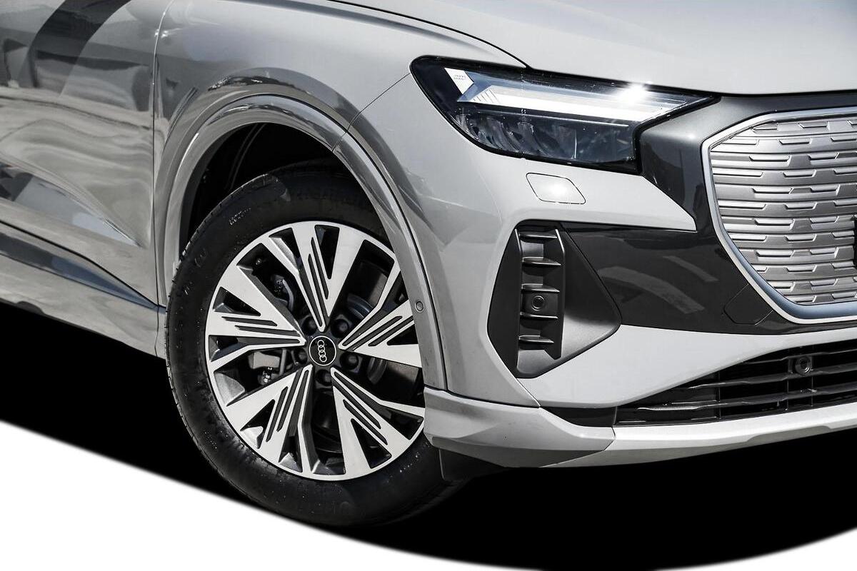 2025 Audi Q4 e-tron 45 Auto MY25 image 16