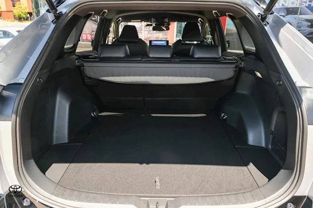 2023 Toyota RAV4 XSE image 17