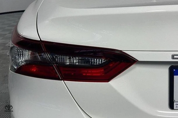 2021 Toyota Camry Hybrid Ascent image 8