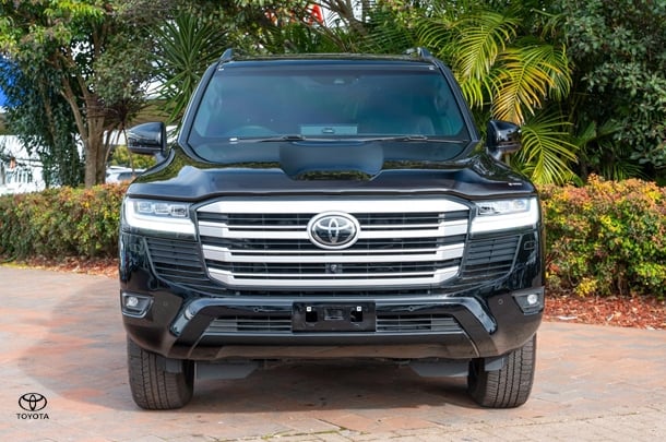 2023 TOYOTA Landcruiser VX image 4