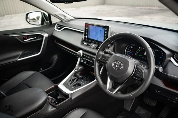 2021 Toyota RAV4 HYBRID Cruiser 2WD image 16