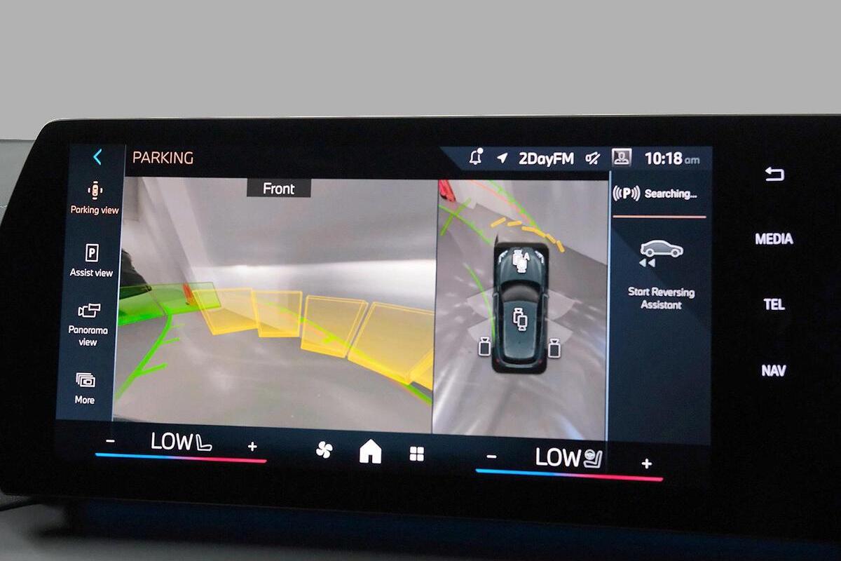 2025 BMW 1 Series 118 M Sport F70 Auto image 10