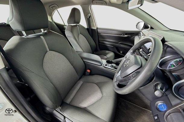 2021 Toyota Camry Hybrid Ascent image 11