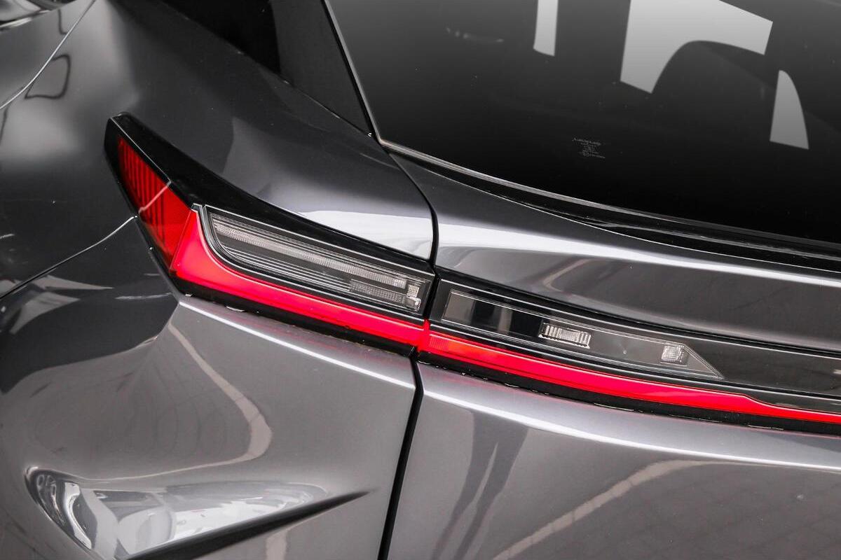 2025 Lexus RZ RZ450e Sports Luxury Auto image 18
