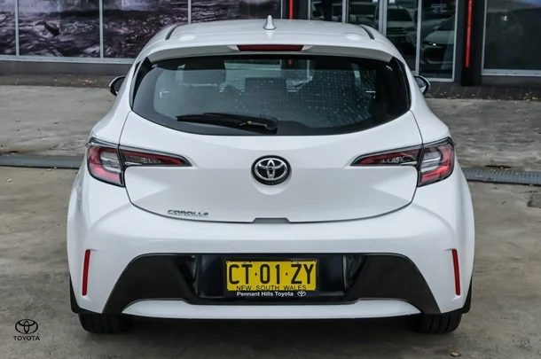 2019 Toyota COROLLA Ascent Sport image 5