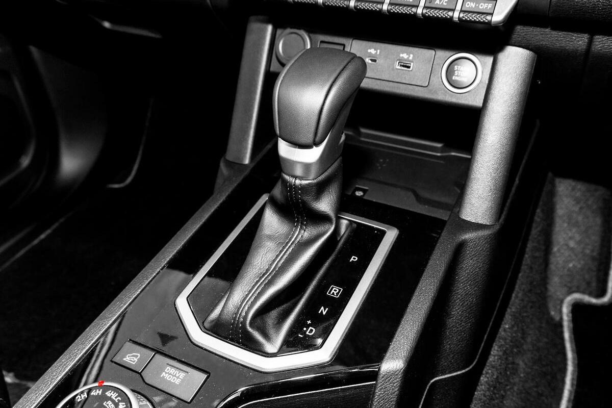 2024 Mitsubishi Triton GSR MV Auto 4X4 MY24.5 Double Cab image 16