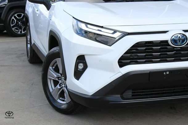 2024 Toyota RAV4 Hybrid GX-2WD image 2