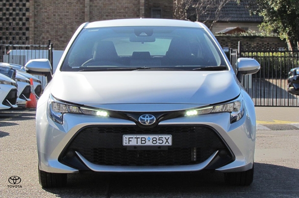 2019 Toyota Corolla Ascent Sport image 2