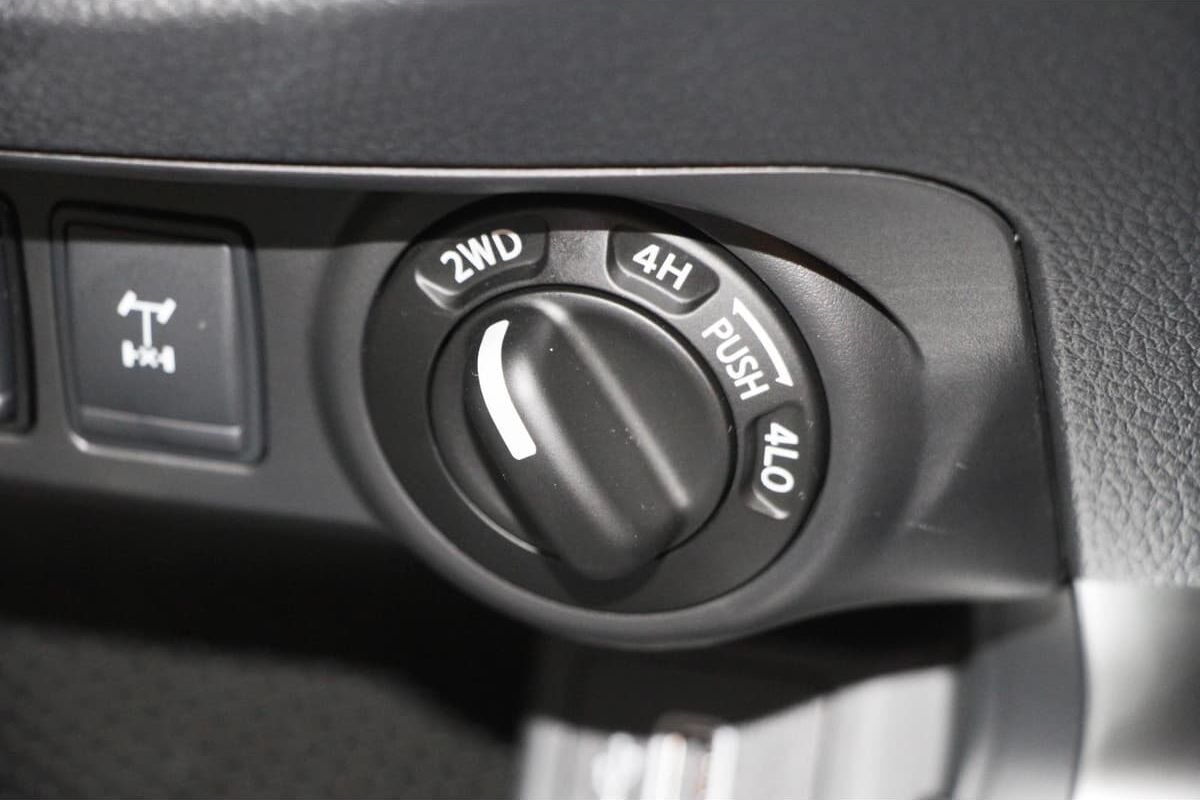 2024 Nissan Navara SL D23 Auto 4x4 MY24 image 10