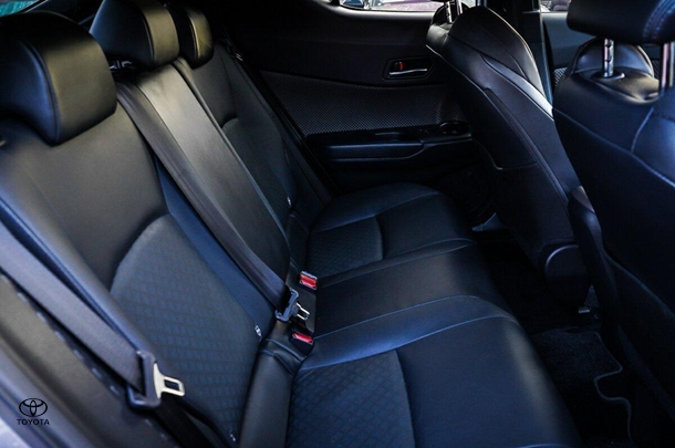 2021 Toyota C-HR Hybrid Koba 2WD image 12