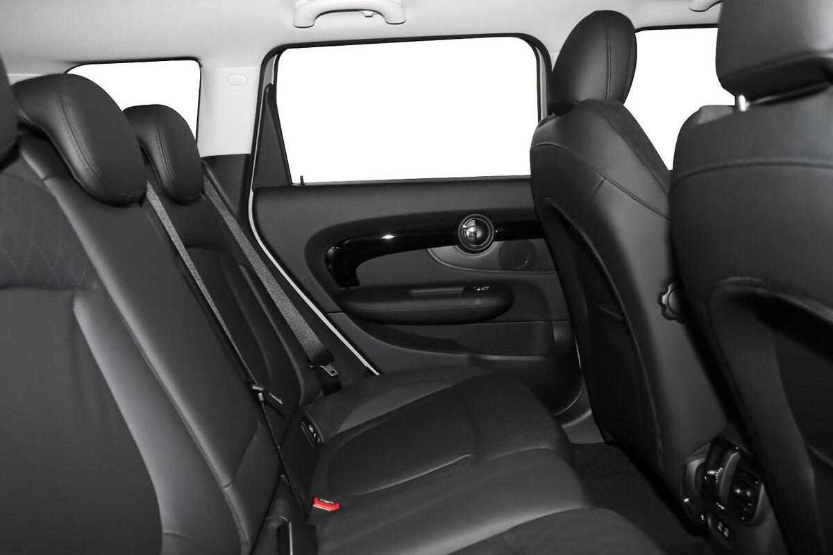 2024 MINI Clubman Cooper S Classic Auto image 10