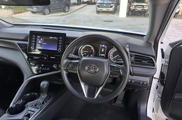 2023 Toyota Camry Hybrid Ascent image 11