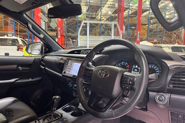 2020 Toyota Hilux Rogue image 14