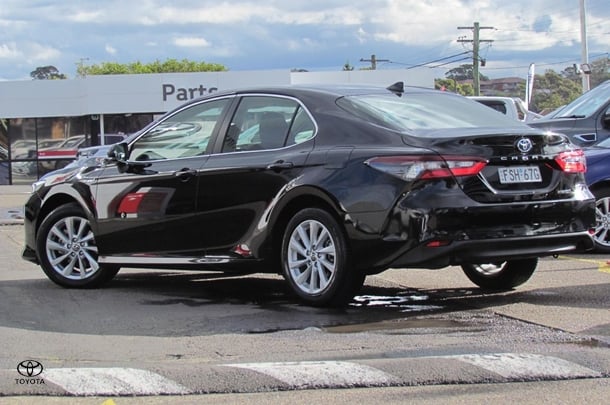 2024 Toyota Camry Hybrid Ascent image 4