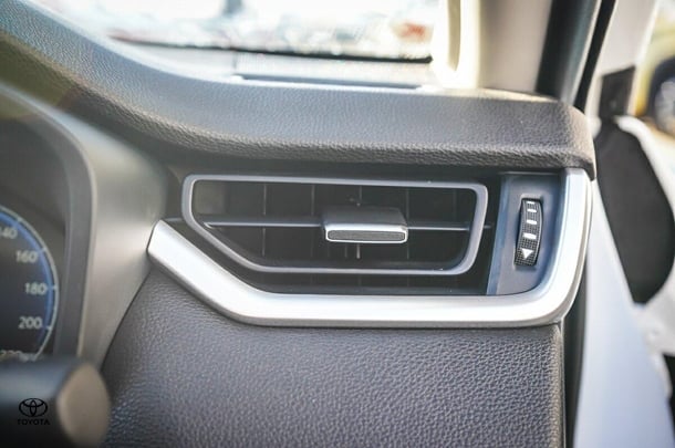 2024 Toyota RAV4 Hybrid Cruiser 2WD image 19
