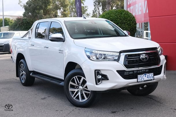 2020 Toyota Hilux SR5 image 1