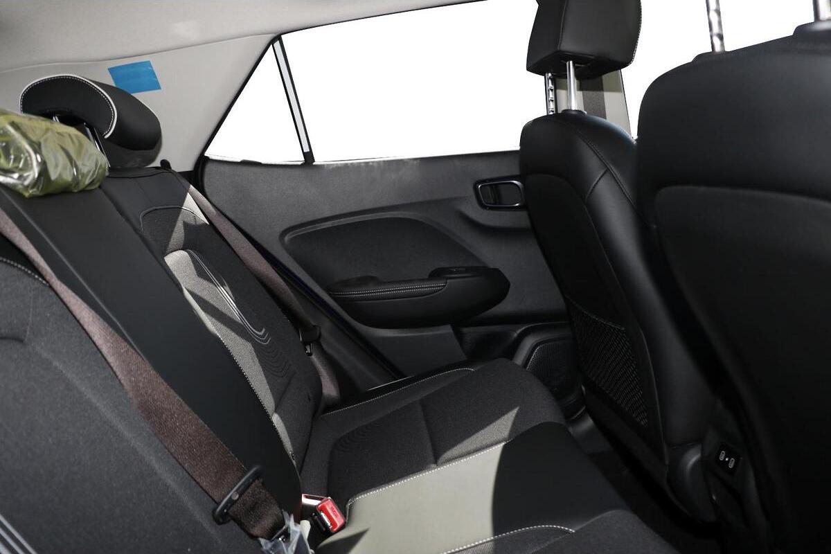 2025 Hyundai Venue Elite Auto MY25 image 10