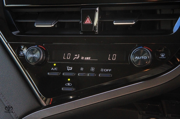 2024 Toyota Camry Hybrid Ascent image 20