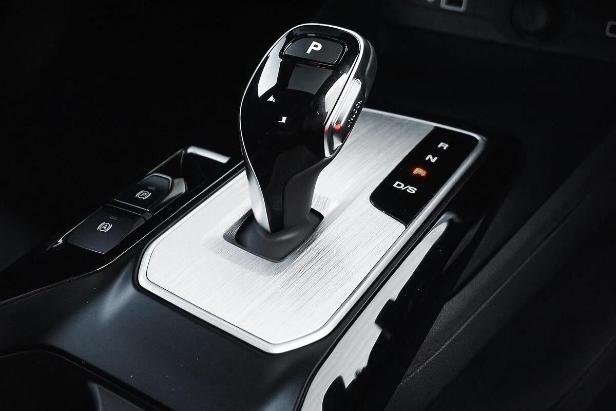 2025 MG MG5 Essence Auto MY25 image 18
