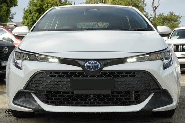2022 Toyota Corolla Hatch Hybrid Ascent Sport image 19