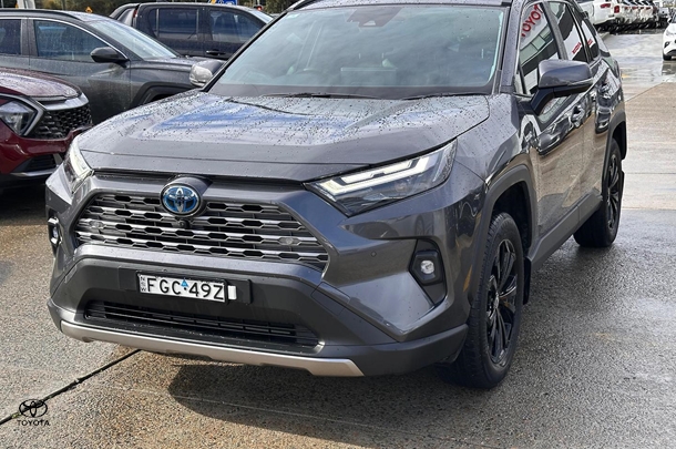 2024 Toyota RAV4 Hybrid Cruiser 2WD image 7