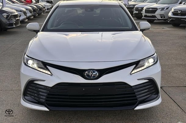 2023 Toyota Camry Hybrid Ascent image 4