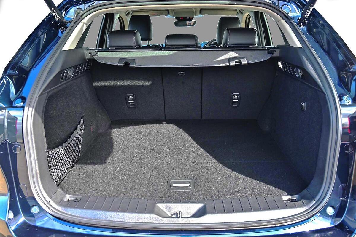 2024 Mazda CX-60 P50e Evolve KH Series Auto i-ACTIV AWD image 11