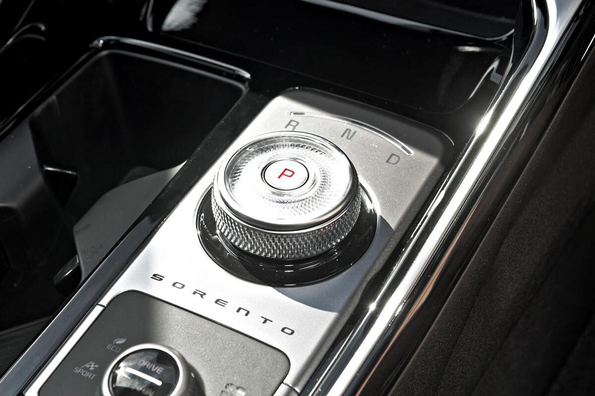 2025 Kia Sorento HEV GT-Line Auto AWD MY25 image 16