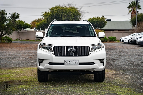 2022 Toyota PRADO GXL image 31