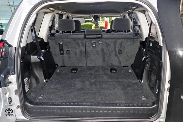 2019 Toyota Prado GXL image 24