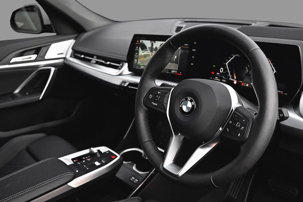 2024 BMW X1 sDrive18i U11 Auto image 5