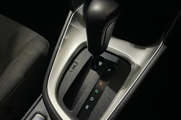 2023 Toyota Yaris Cross Hybrid GXL image 21