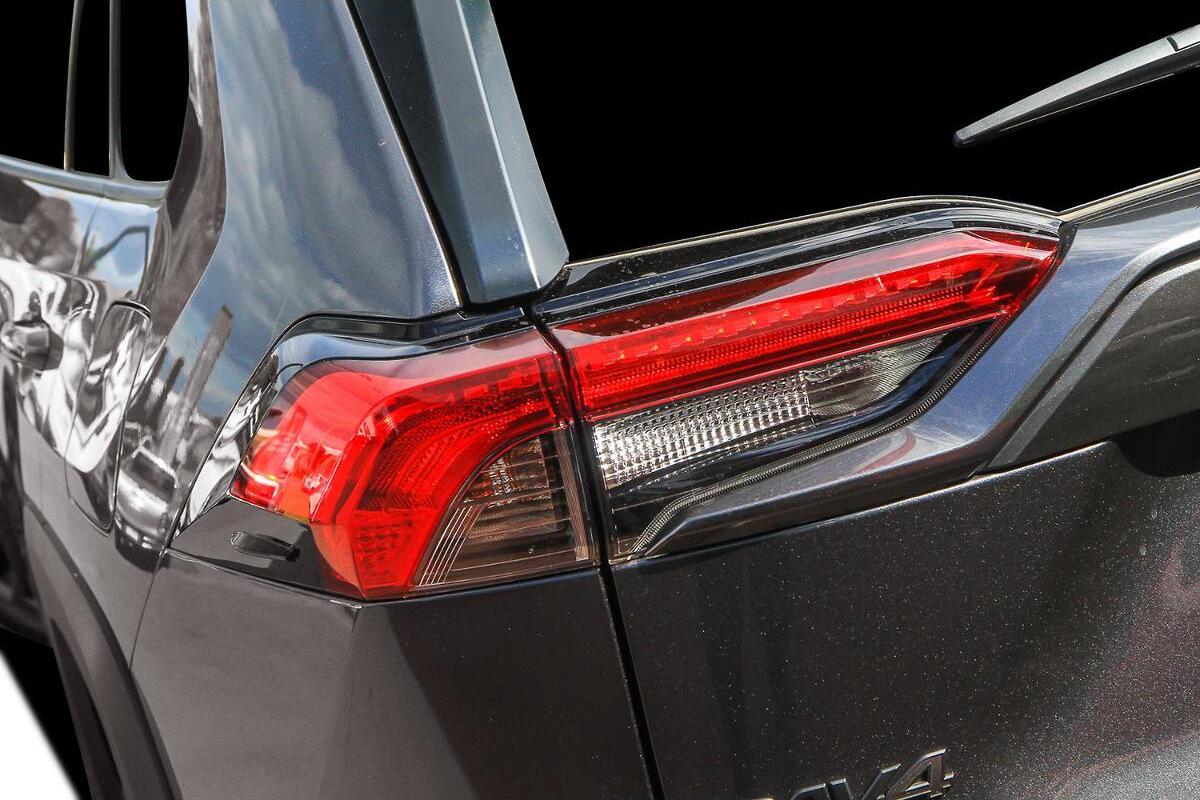 2024 Toyota RAV4 Edge Auto eFour image 8