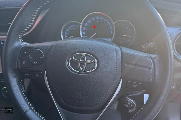 2015 Toyota Corolla Ascent Sport image 25