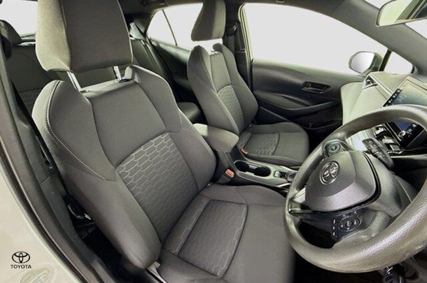 2019 Toyota Corolla Ascent Sport image 11