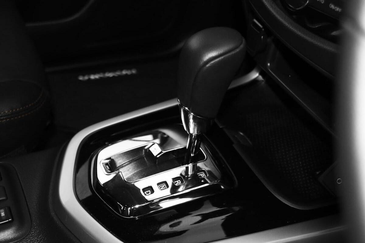 2024 Nissan Navara ST-X D23 Auto 4x2 MY24 Dual Cab image 16