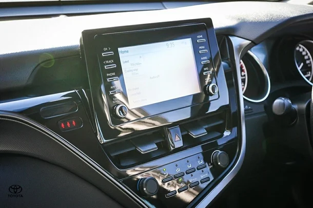 2022 Toyota Camry Ascent image 22