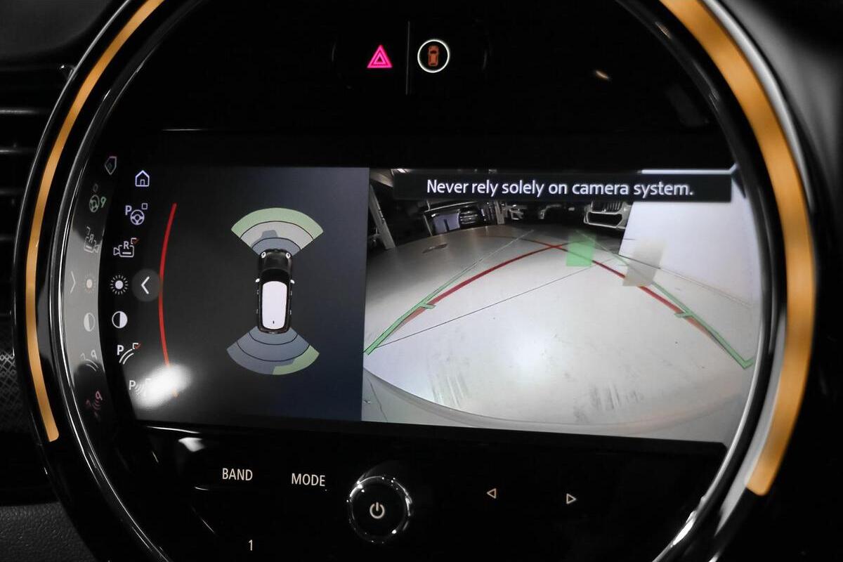 2024 MINI Clubman Cooper S Classic Auto image 13