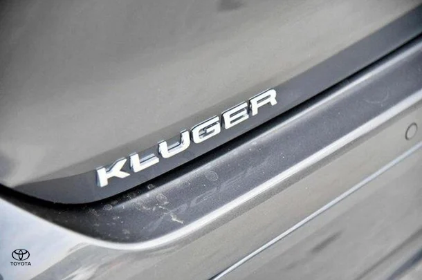 2023 Toyota Kluger Hybrid AWD GRANDE image 8