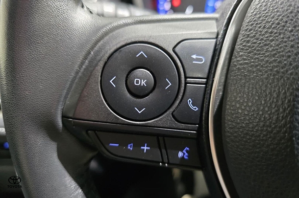 2022 Toyota Corolla ZR image 16