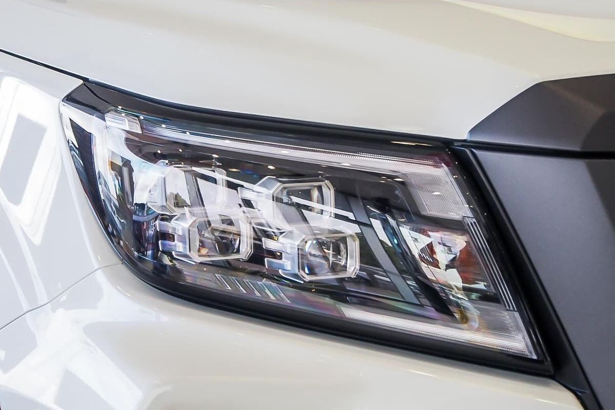 2024 Nissan Navara PRO-4X D23 Manual 4x4 MY24 Dual Cab image 7