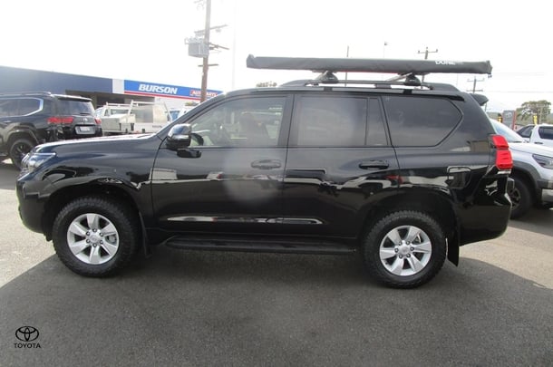 2022 Toyota Prado GXL image 5