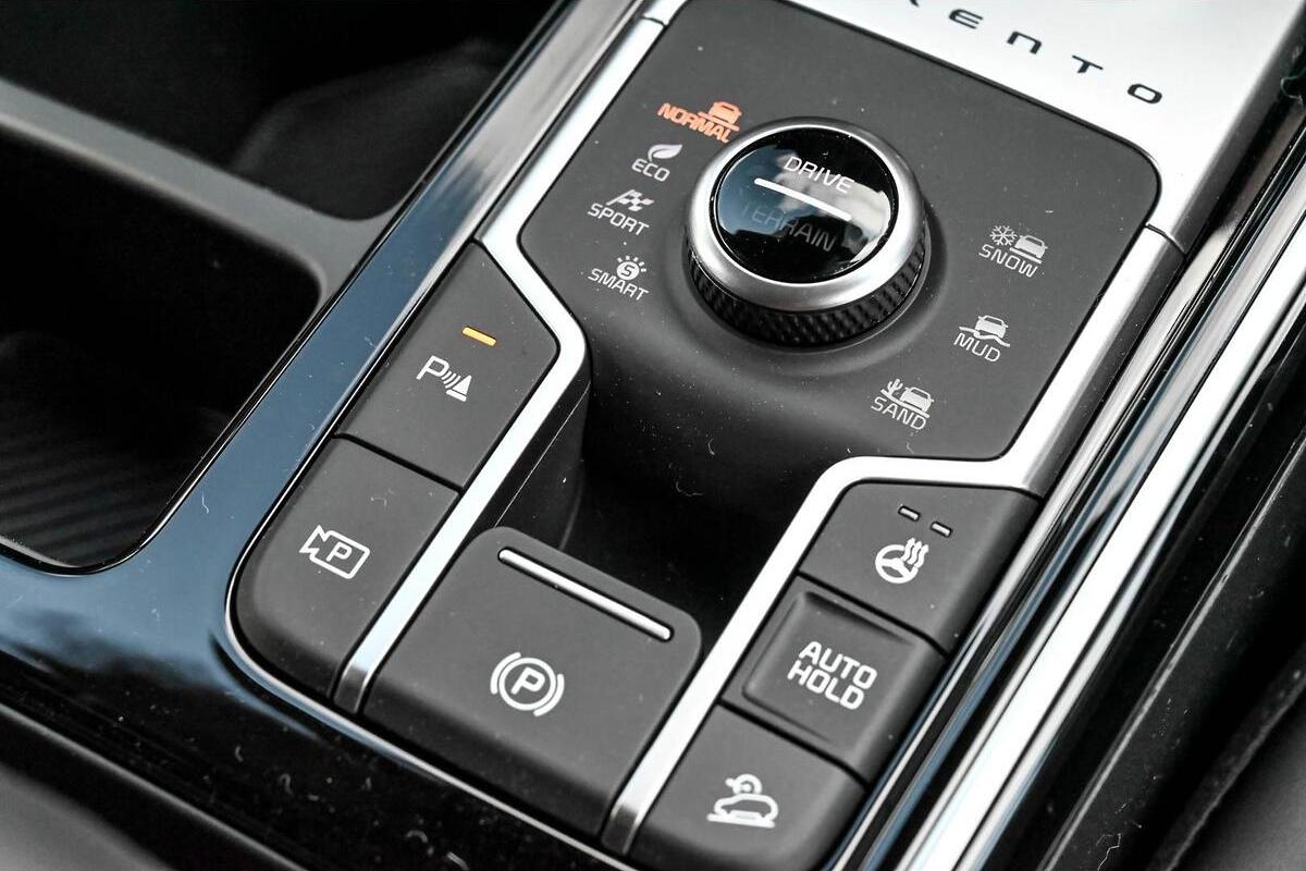 2024 Kia Sorento GT-Line Auto AWD MY25 image 20
