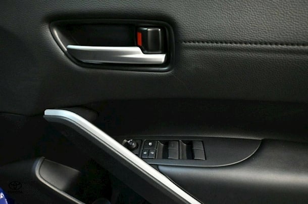 2023 Toyota Corolla Cross Hybrid Atmos 2WD image 12