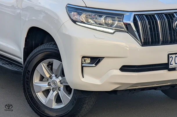 2021 Toyota Prado GXL image 2